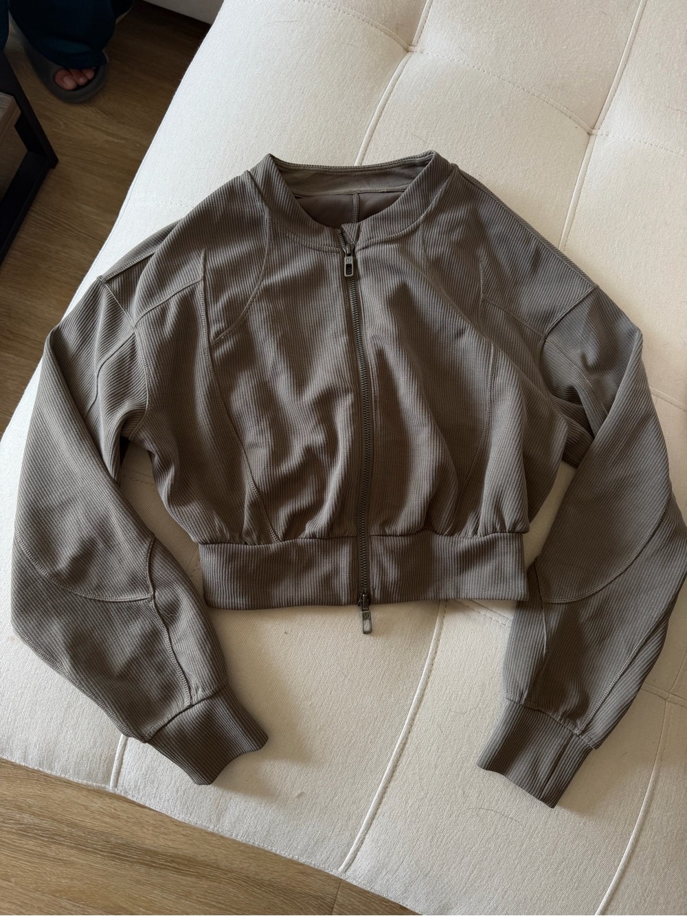 Lululemon Ribbed Softstreme Cropped Jacket - Picture 3 of 5
